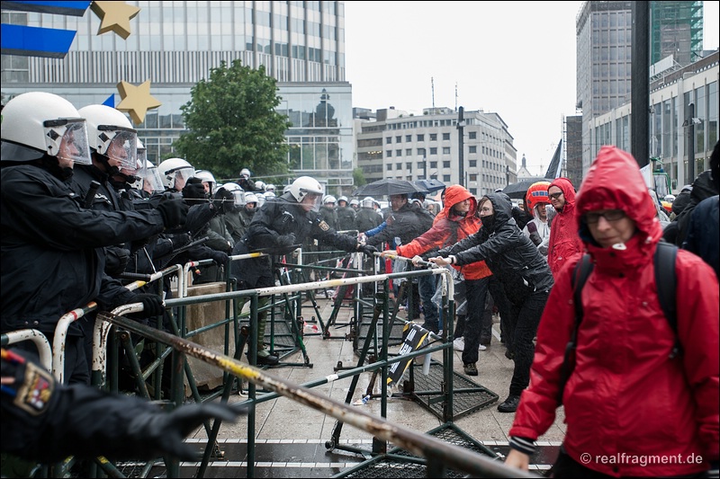 Blockupy Frankfurt: Blockade, Aktion, Demonstration